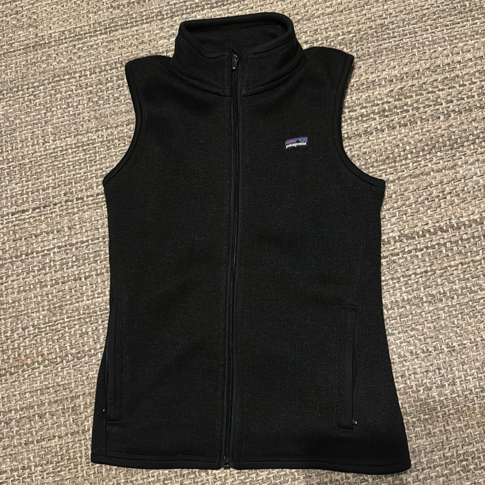 Patagonia women’s black vest